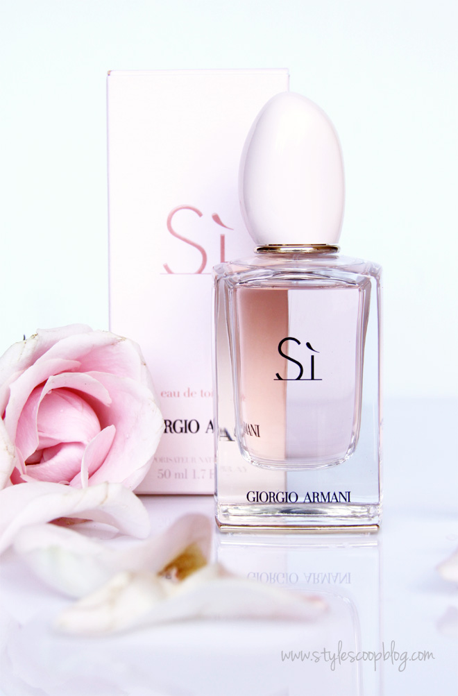 Giorgio Armani Sì | Fragrance and Reviw on StyleScoopBlog.com