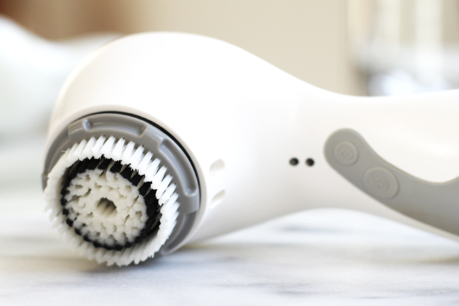 high-end-makeup-and-beauty-splurges-worth-the-hype-clarisonic-plus