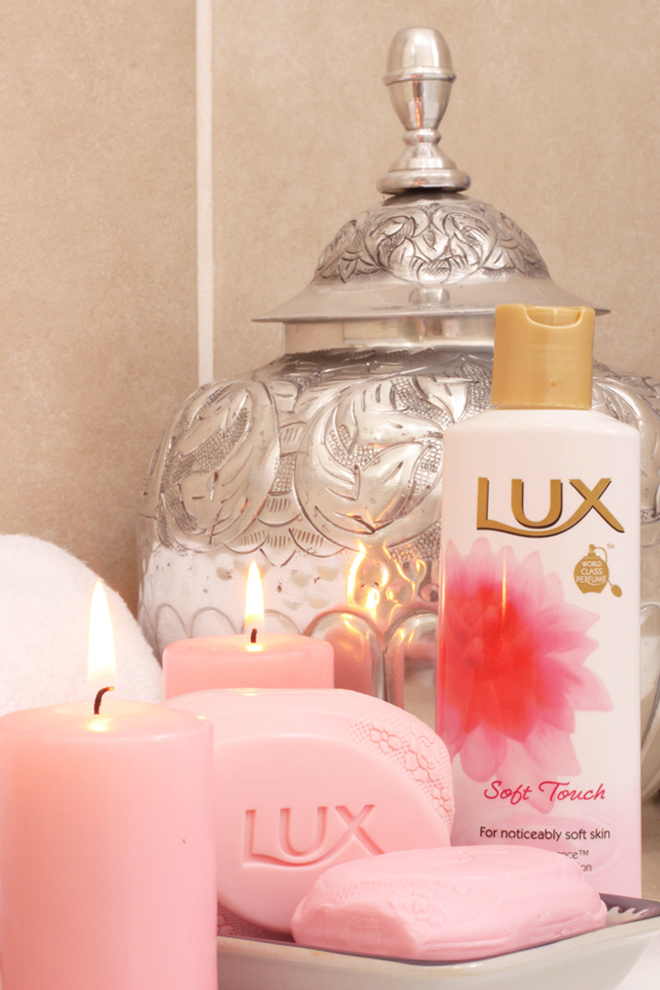 lux-soft-touch-soap-and-body-wash-stylescoop-ignitethespark